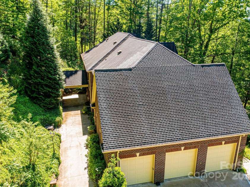 2983 Rockwood Drive, Lenoir, NC 28645.  MLS# CAR4136102, YatesRealty ID 649. 