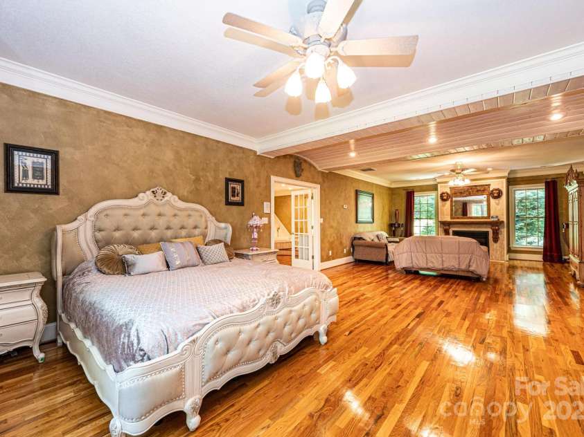 2983 Rockwood Drive, Lenoir, NC 28645.  MLS# CAR4136102, YatesRealty ID 649. 