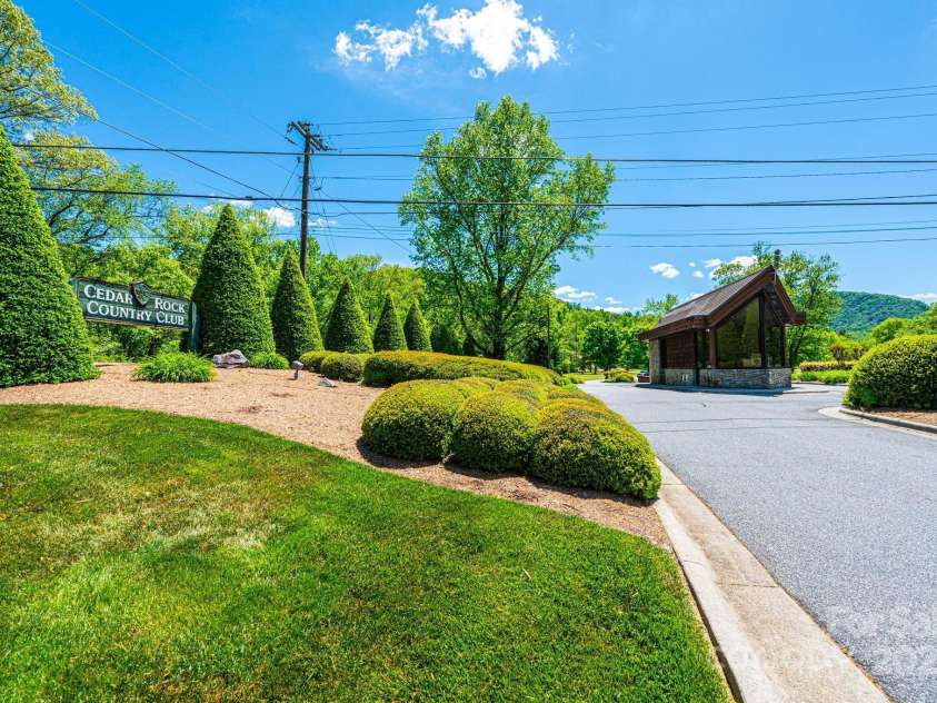 2983 Rockwood Drive, Lenoir, NC 28645.  MLS# CAR4136102, YatesRealty ID 649. Cedar Rock Estates Entry