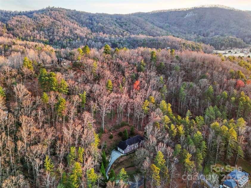 2983 Rockwood Drive, Lenoir, NC 28645.  MLS# CAR4324636, YatesRealty ID 649. 