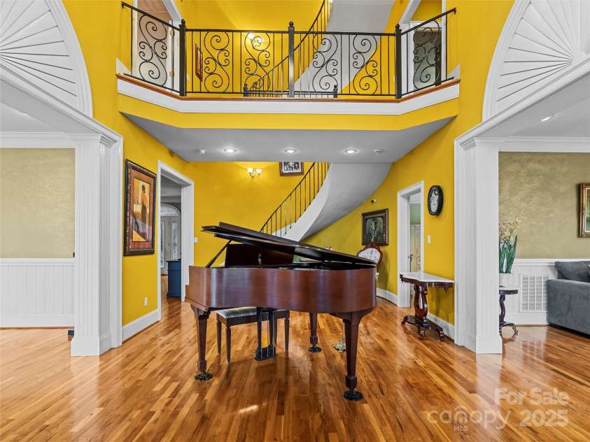 2983 Rockwood Drive, Lenoir, NC 28645.  MLS# CAR4324636, YatesRealty ID 649. 