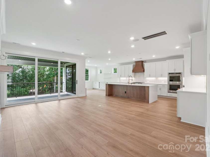 630 Hyder Trail, Tega Cay, SC 29708.  MLS# CAR4281073, YatesRealty ID 649. Great Room