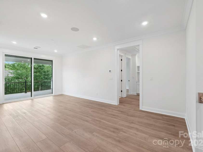 630 Hyder Trail, Tega Cay, SC 29708.  MLS# CAR4281073, YatesRealty ID 649. Loft