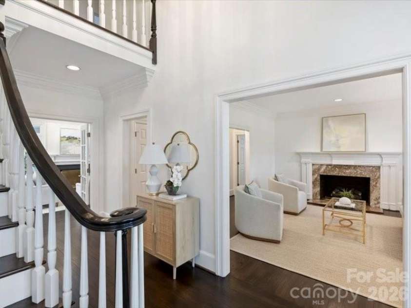 5630 Colony Road, Charlotte, NC 28226.  MLS# CAR4342977, YatesRealty ID 6491. 
