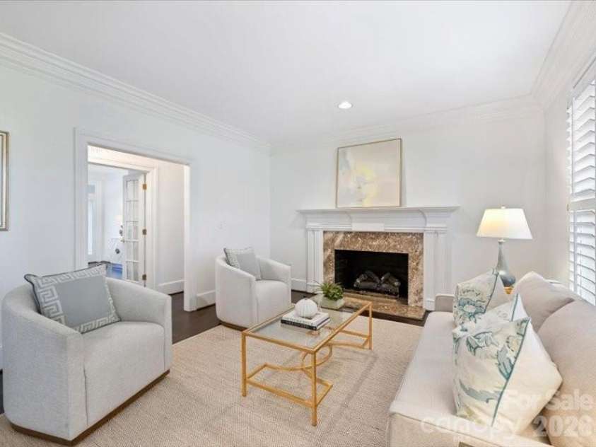 5630 Colony Road, Charlotte, NC 28226.  MLS# CAR4342977, YatesRealty ID 6491. 