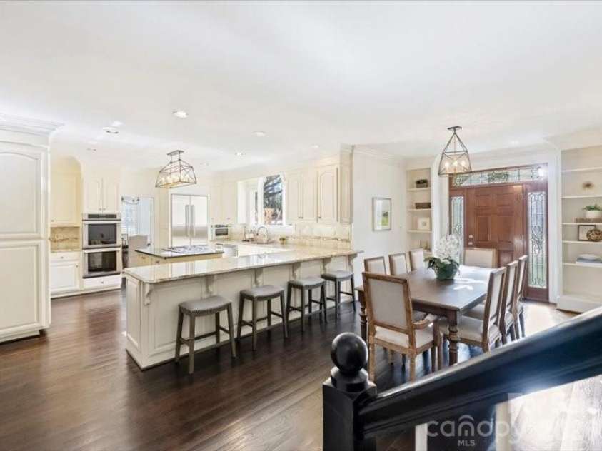 5630 Colony Road, Charlotte, NC 28226.  MLS# CAR4342977, YatesRealty ID 6491. 