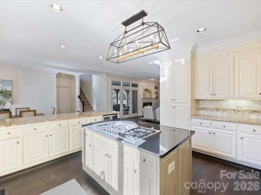 5630 Colony Road, Charlotte, NC 28226.  MLS# CAR4342977, YatesRealty ID 6491. 