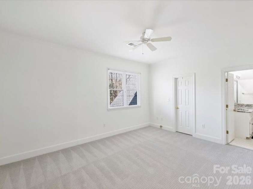 5630 Colony Road, Charlotte, NC 28226.  MLS# CAR4342977, YatesRealty ID 6491. 