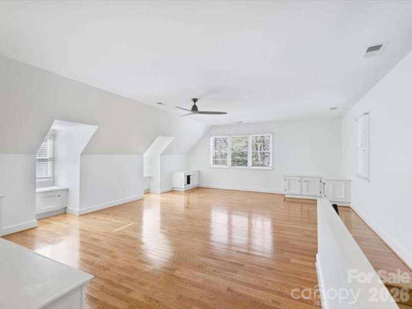 5630 Colony Road, Charlotte, NC 28226.  MLS# CAR4342977, YatesRealty ID 6491. 