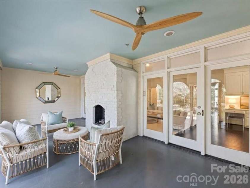 5630 Colony Road, Charlotte, NC 28226.  MLS# CAR4342977, YatesRealty ID 6491. 