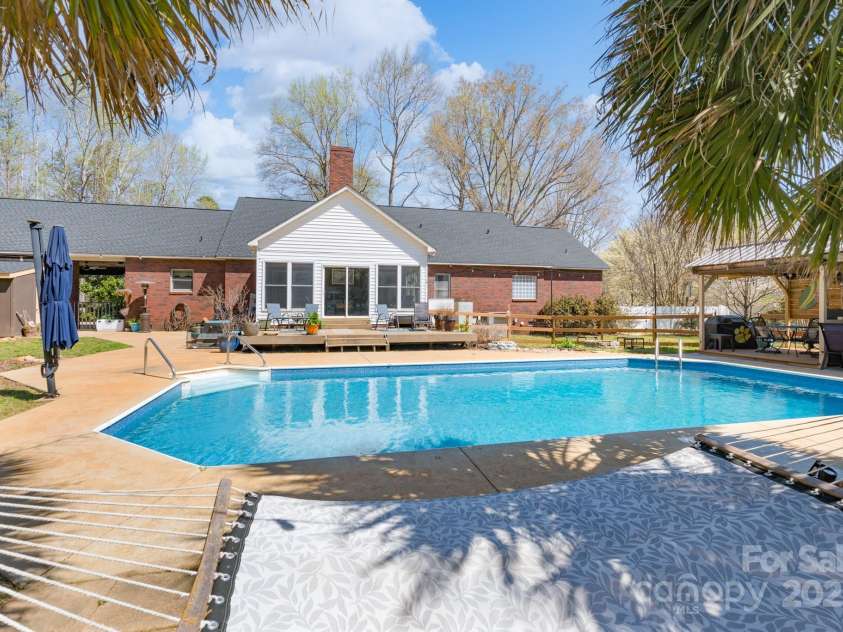 891 Silver Charm Lane, York, SC 29745.  MLS# CAR4239024, YatesRealty ID 6491. 