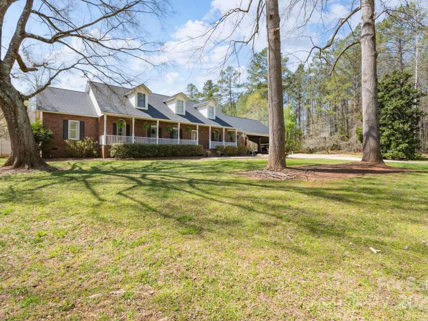 891 Silver Charm Lane, York, SC 29745.  MLS# CAR4239024, YatesRealty ID 6491. 