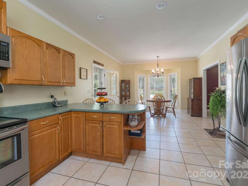 891 Silver Charm Lane, York, SC 29745.  MLS# CAR4239024, YatesRealty ID 6491. Kitchen