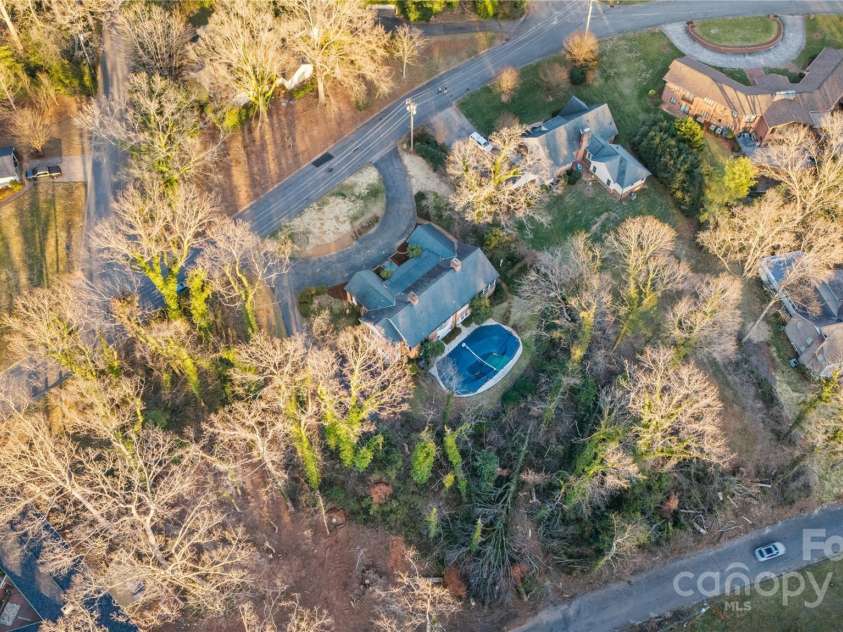 107 Hillside Lane, Morganton, NC 28655.  MLS# CAR4225089, YatesRealty ID 6492. 