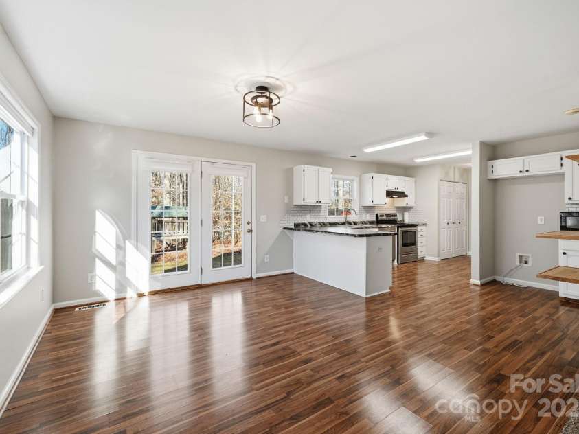 810 Mt Vernon Road, Woodleaf, NC 27054.  MLS# CAR4328962, YatesRealty ID 6492. 