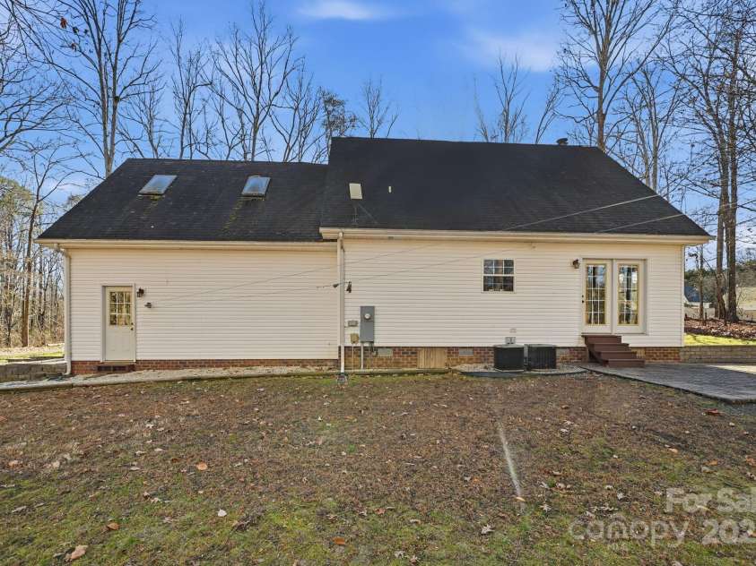810 Mt Vernon Road, Woodleaf, NC 27054.  MLS# CAR4328962, YatesRealty ID 6492. 