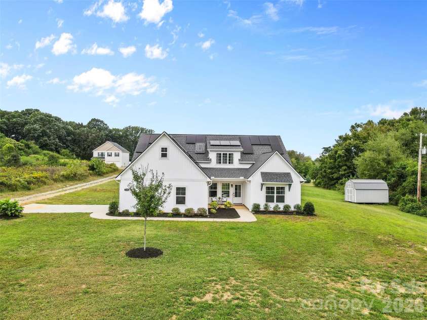 5200 Lancaster Highway, Monroe, NC 28112.  MLS# CAR4344506, YatesRealty ID 6493. 