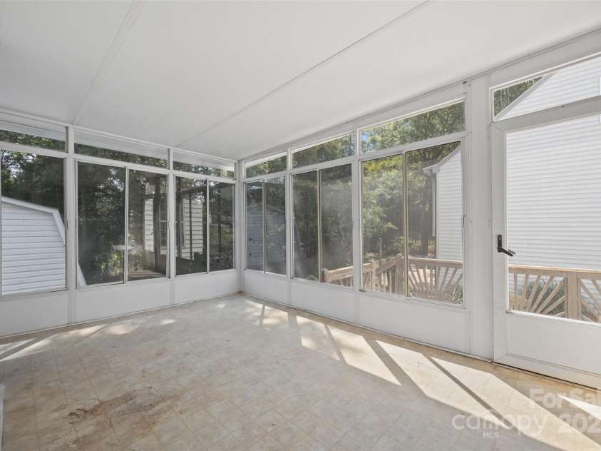 105 Lyman Oak Court, Fort Mill, SC 29715.  MLS# CAR4304622, YatesRealty ID 6494. 