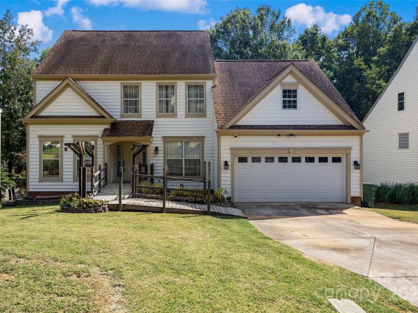 105 Lyman Oak Court, Fort Mill, SC 29715.  MLS# CAR4304622, YatesRealty ID 6494. 