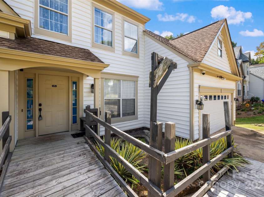 105 Lyman Oak Court, Fort Mill, SC 29715.  MLS# CAR4304622, YatesRealty ID 6494. 