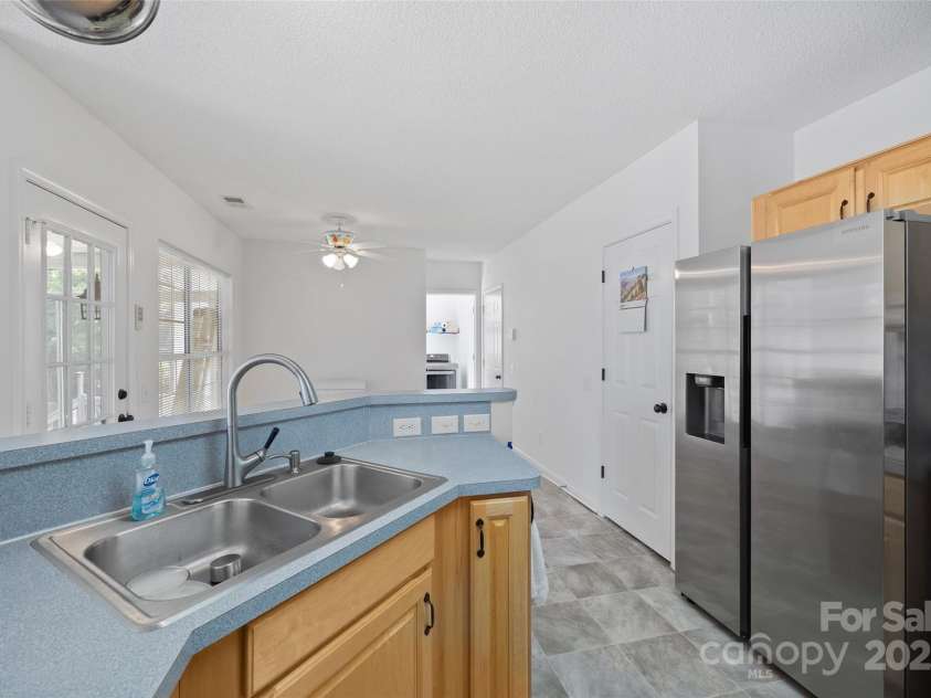 105 Lyman Oak Court, Fort Mill, SC 29715.  MLS# CAR4304622, YatesRealty ID 6494. 