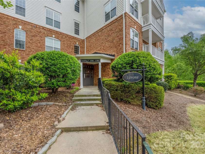 11544 Costigan Lane, Charlotte, NC 28277.  MLS# CAR4245194, YatesRealty ID 6494. Verona Building B