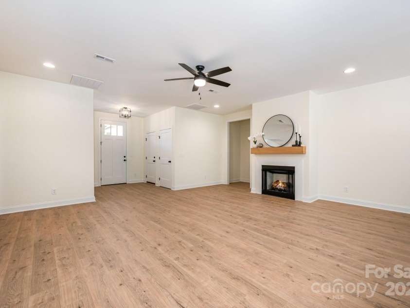 1105 Rudder Circle, Salisbury, NC 28146.  MLS# CAR4293177, YatesRealty ID 6496. 