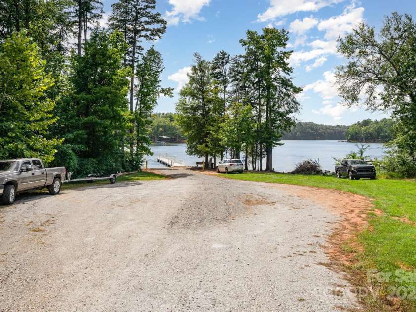 1105 Rudder Circle, Salisbury, NC 28146.  MLS# CAR4293177, YatesRealty ID 6496. 