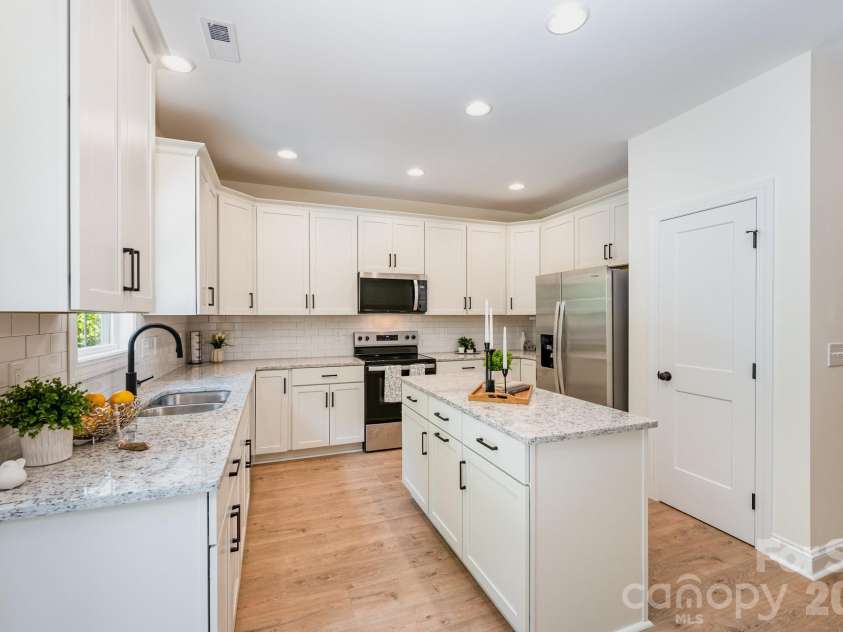 1105 Rudder Circle, Salisbury, NC 28146.  MLS# CAR4293177, YatesRealty ID 6496. Kitchen even has a pantry