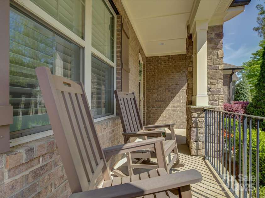 712 Chase Court, Fort Mill, SC 29708.  MLS# CAR4247277, YatesRealty ID 6498. 