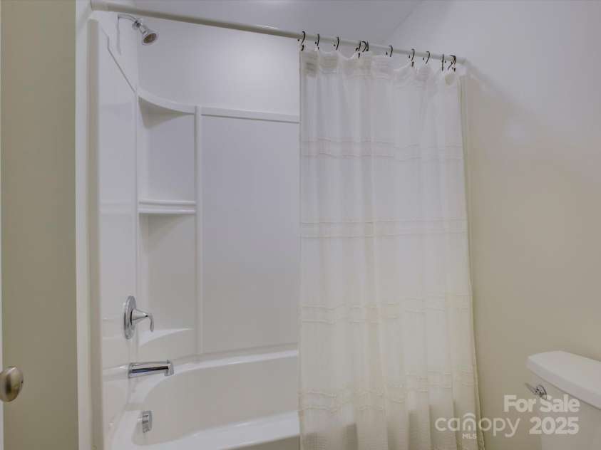 712 Chase Court, Fort Mill, SC 29708.  MLS# CAR4247277, YatesRealty ID 6498. 