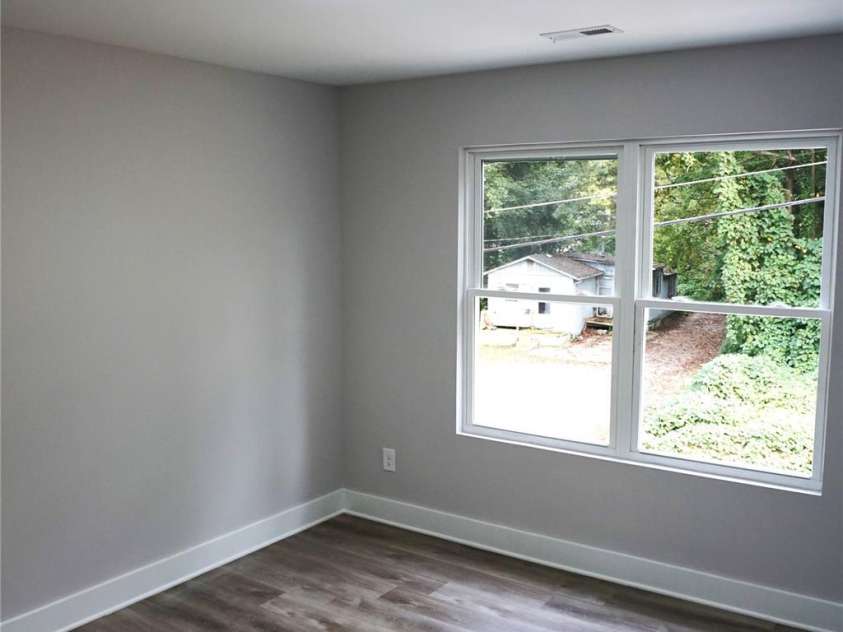 212 James Street, Kannapolis, NC 28083.  MLS# CAR4186400, YatesRealty ID 6499. 