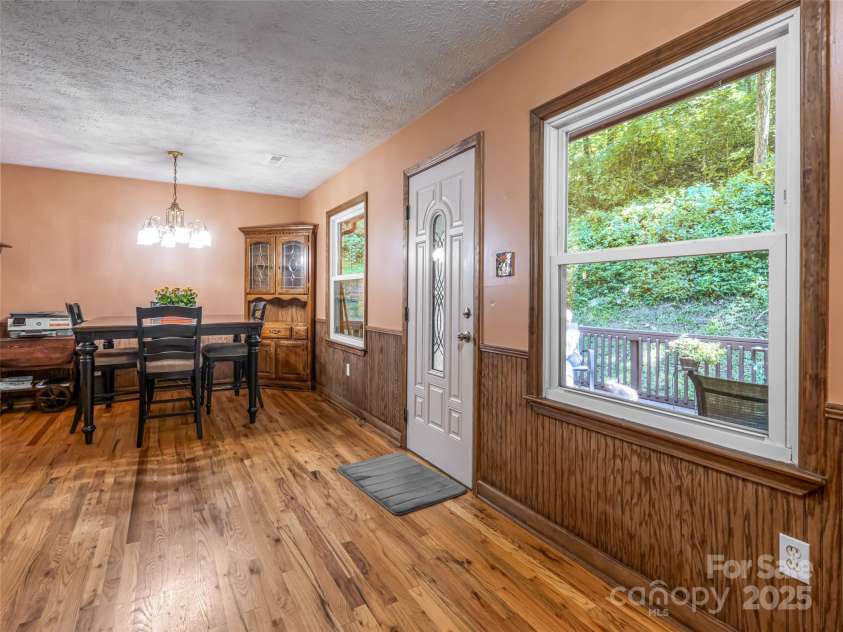 50 Tuckaway Drive, Asheville, NC 28803.  MLS# CAR4299292, YatesRealty ID 65. 