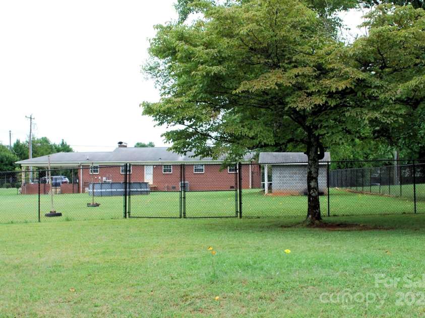 3131 Clarks Chapel Road, Lenoir, NC 28645.  MLS# CAR4165201, YatesRealty ID 650. 