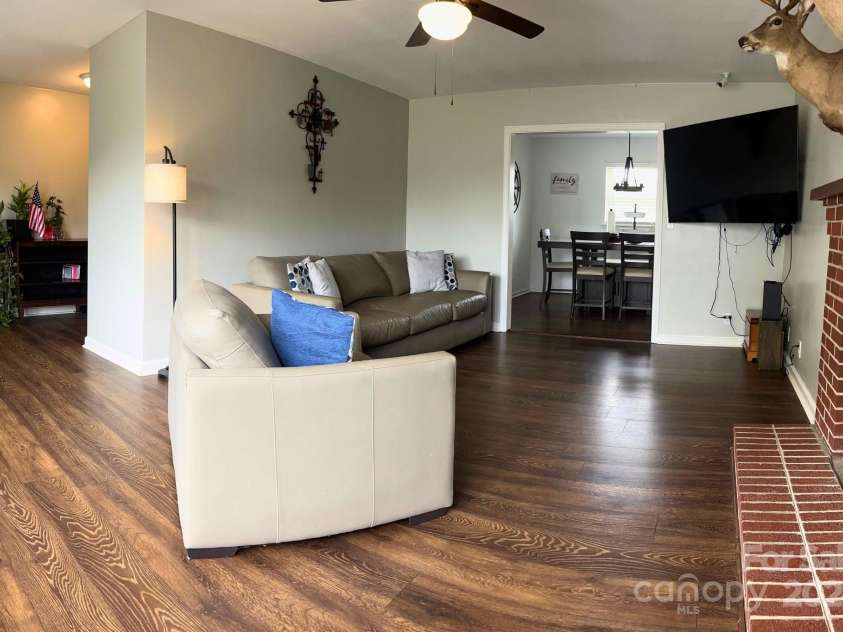 3131 Clarks Chapel Road, Lenoir, NC 28645.  MLS# CAR4165201, YatesRealty ID 650. 