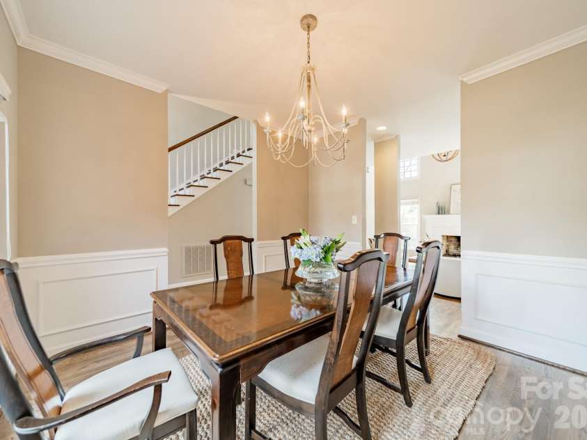 4504 Willow Croft Court, Charlotte, NC 28226.  MLS# CAR4357946, YatesRealty ID 6503. 
