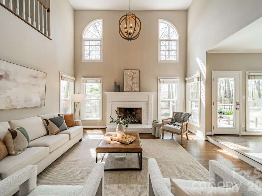 4504 Willow Croft Court, Charlotte, NC 28226.  MLS# CAR4357946, YatesRealty ID 6503. 