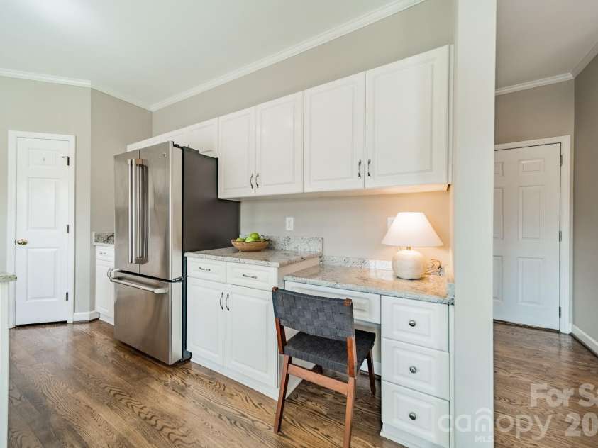 4504 Willow Croft Court, Charlotte, NC 28226.  MLS# CAR4357946, YatesRealty ID 6503. 