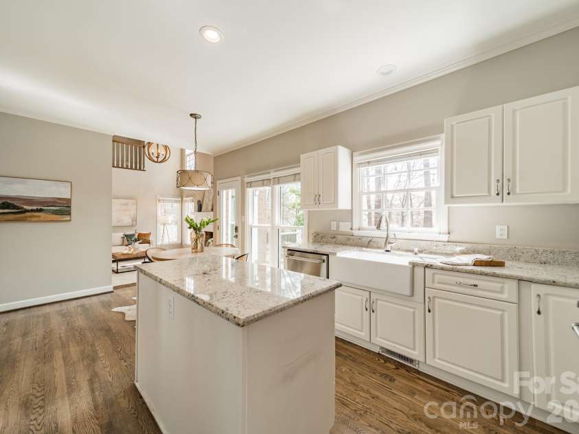 4504 Willow Croft Court, Charlotte, NC 28226.  MLS# CAR4357946, YatesRealty ID 6503. 