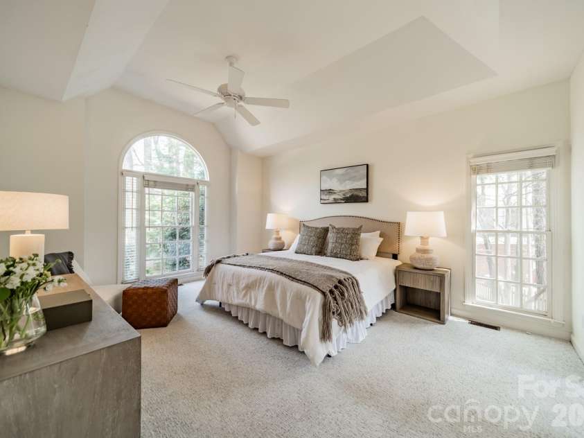 4504 Willow Croft Court, Charlotte, NC 28226.  MLS# CAR4357946, YatesRealty ID 6503. 