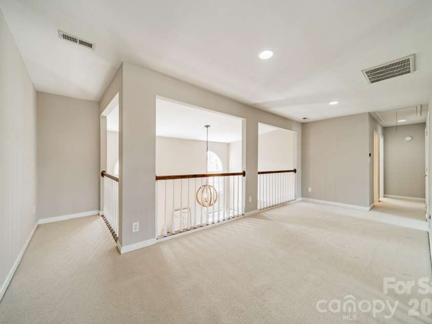 4504 Willow Croft Court, Charlotte, NC 28226.  MLS# CAR4357946, YatesRealty ID 6503. 