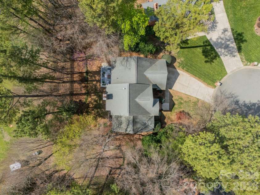 4504 Willow Croft Court, Charlotte, NC 28226.  MLS# CAR4357946, YatesRealty ID 6503. 