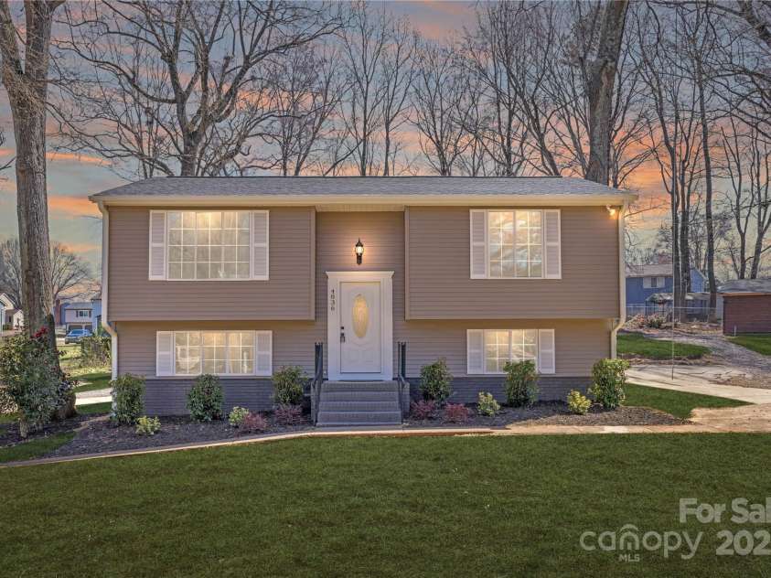 4836 Cheviot Road, Charlotte, NC 28269.  MLS# CAR4228471, YatesRealty ID 6503. 