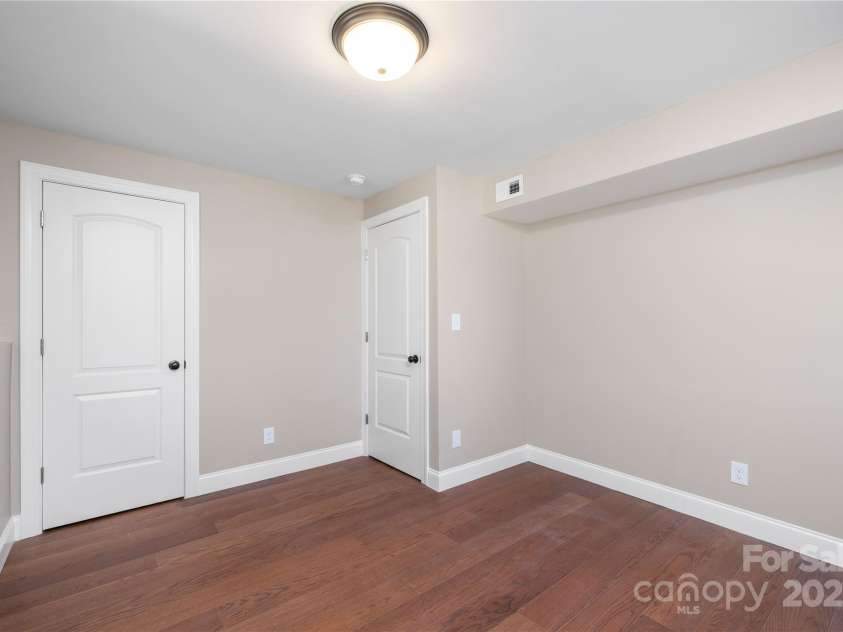 4836 Cheviot Road, Charlotte, NC 28269.  MLS# CAR4228471, YatesRealty ID 6503. 