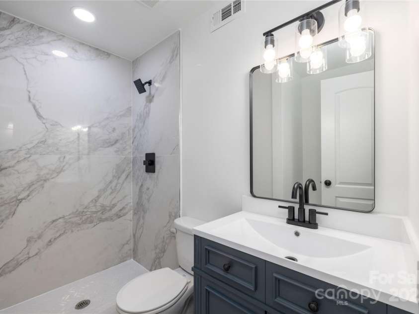 4836 Cheviot Road, Charlotte, NC 28269.  MLS# CAR4228471, YatesRealty ID 6503. 