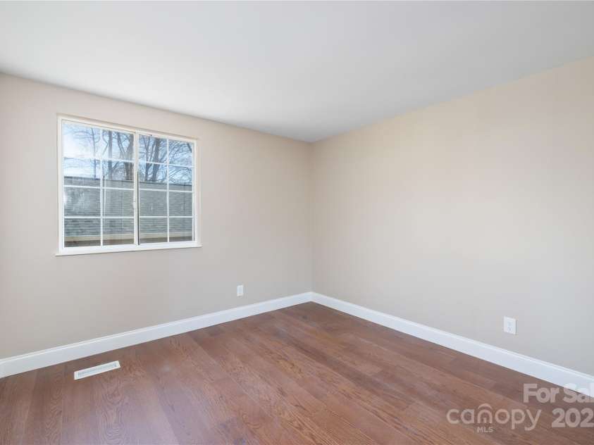 4836 Cheviot Road, Charlotte, NC 28269.  MLS# CAR4228471, YatesRealty ID 6503. 