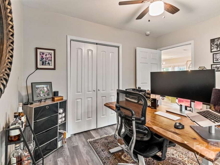 2117 Camp Greene Street, Charlotte, NC 28208.  MLS# CAR4241188, YatesRealty ID 6504. Third bedroom can be used as office/flex room.