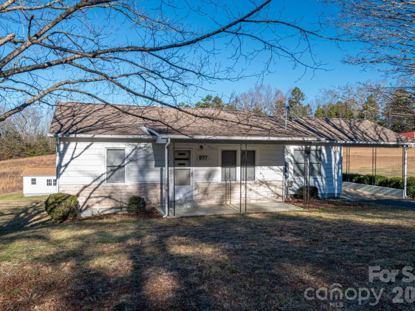 897 Calloway Road, Lincolnton, NC 28092.  MLS# CAR4329478, YatesRealty ID 6504. 
