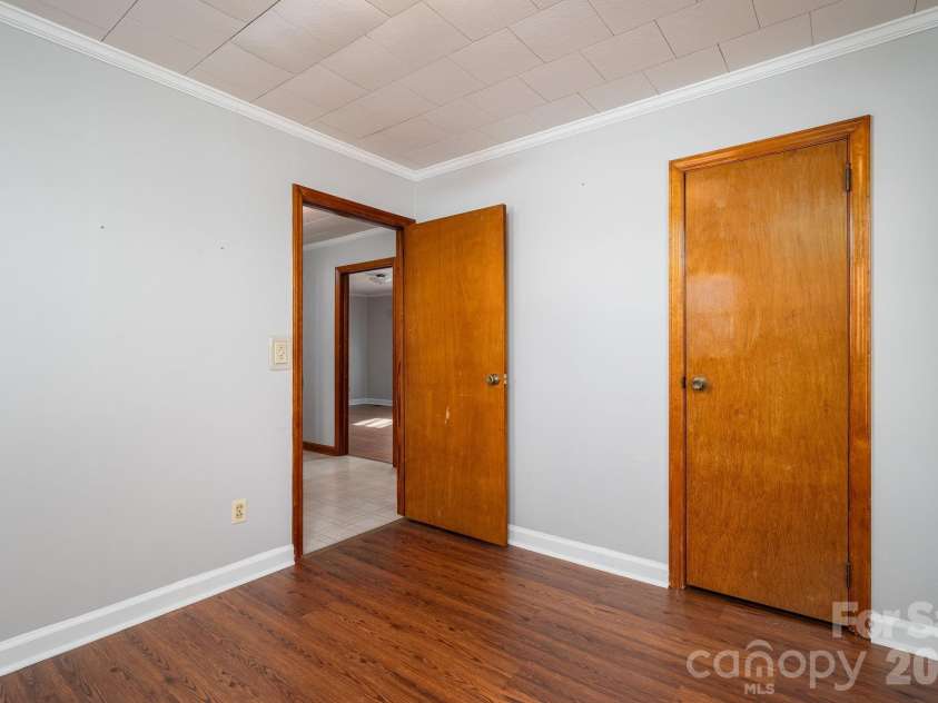 897 Calloway Road, Lincolnton, NC 28092.  MLS# CAR4329478, YatesRealty ID 6504.  Bedroom 2