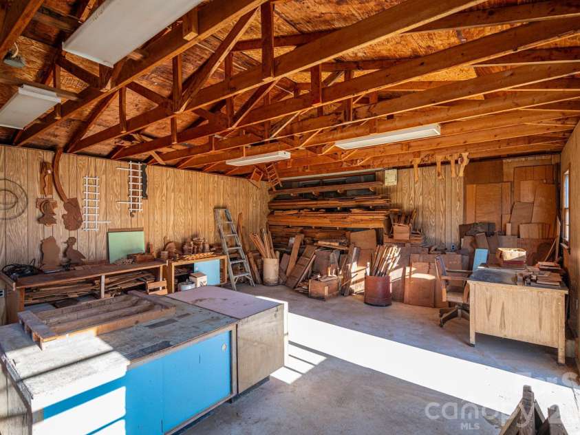 897 Calloway Road, Lincolnton, NC 28092.  MLS# CAR4329478, YatesRealty ID 6504. Workshop